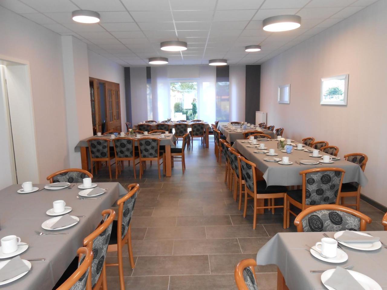 Albrecht'S Hotel & Restaurant Gmbh Wiedensahl Экстерьер фото